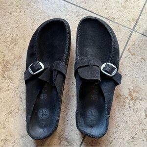 •Great condition Buckley Birkenstock clog size 40•